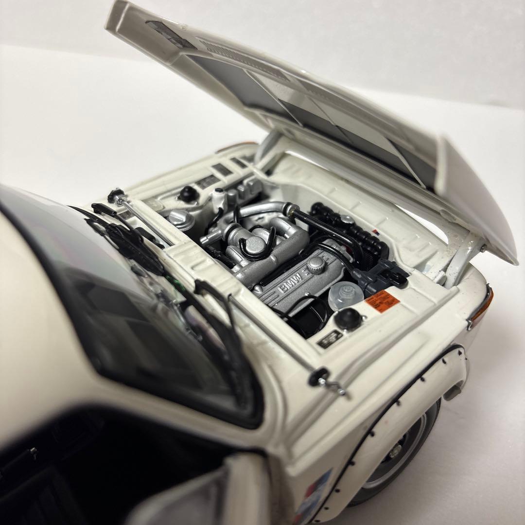 ミニカー BMW 2002 TURBO (KYOSHO)