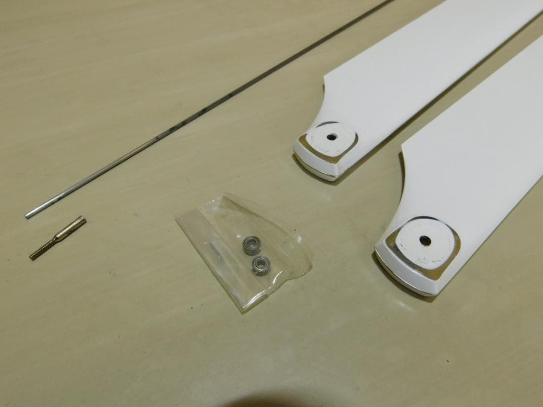 ヒロボー　シャトル　プラス2 SWM　中古品