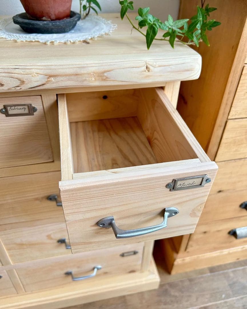 【ハンドメイド】国産ひのき使用　シンプル9杯チェスト