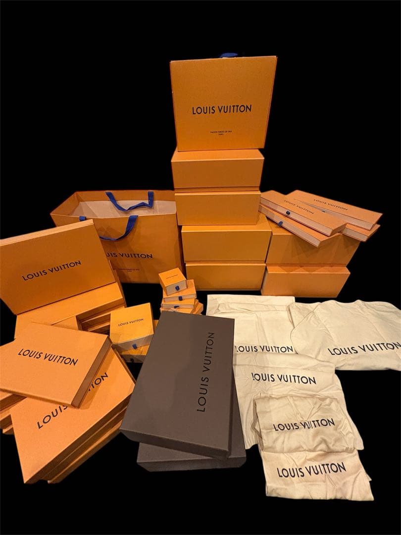 LOUIS VUITTON空箱 ショッパーまとめて　50〜70個