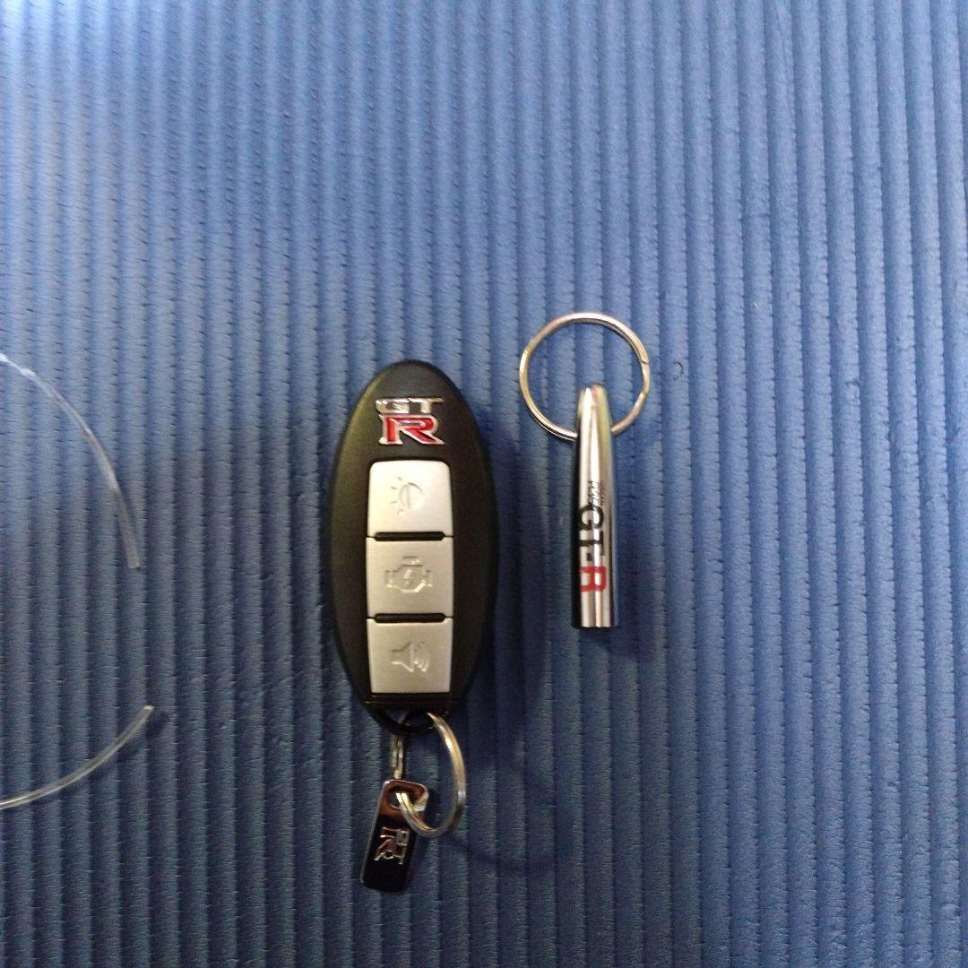 ディアゴスティーニ　NISSAN R35 GT-R nismo LEDライト付