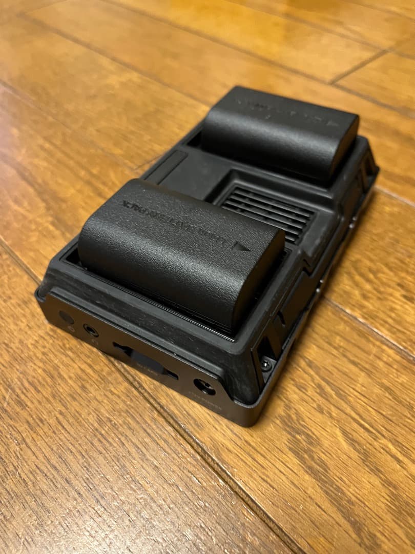 Blackmagic Video Assist 5インチフルHDモニター　美品