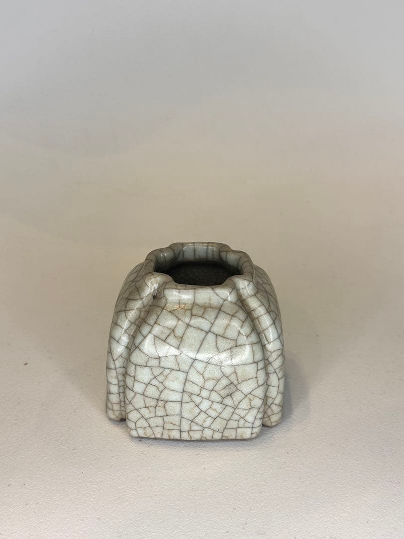 中国 宋代 哥窯 水盂 小壺形 開片釉 古陶磁 文房具 時代物 骨董品