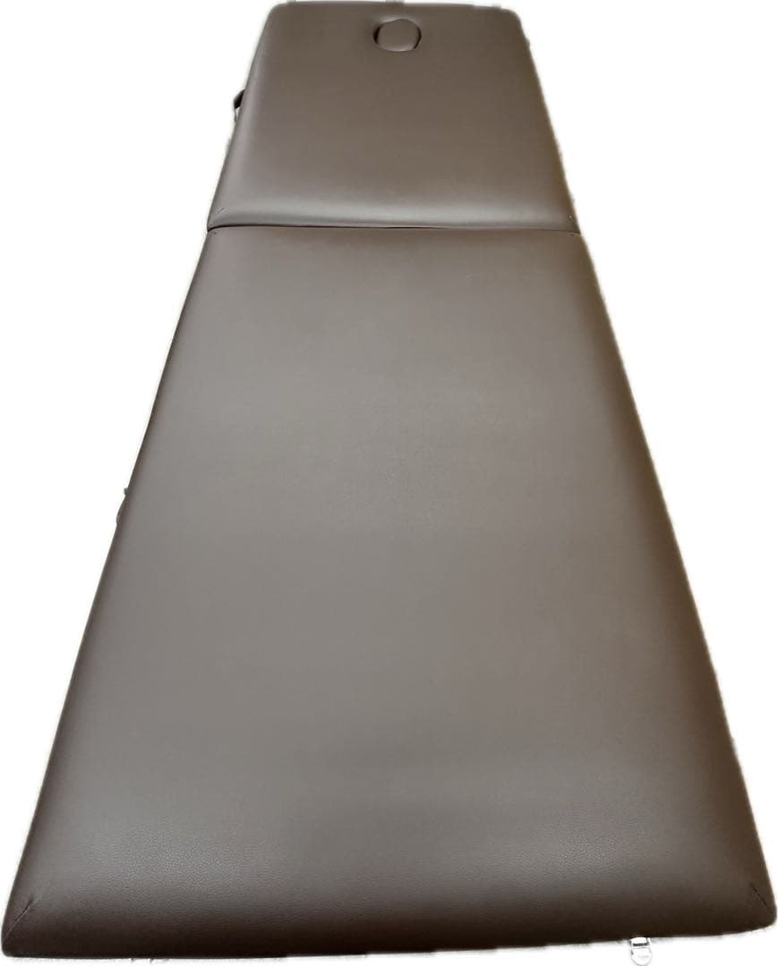 ビューティーガレージ⭐︎整体ベッド・エステ・施術台☆美品・折りたたみ式