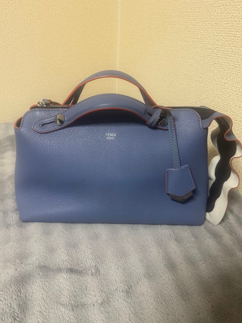 FENDI バイザウェイ ミディアム ボストンバッグ　スタッズ