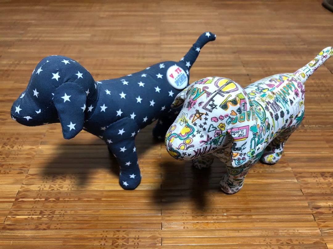 ヴィクトリア シークレット PINK DOGぬいぐるみ2体セット