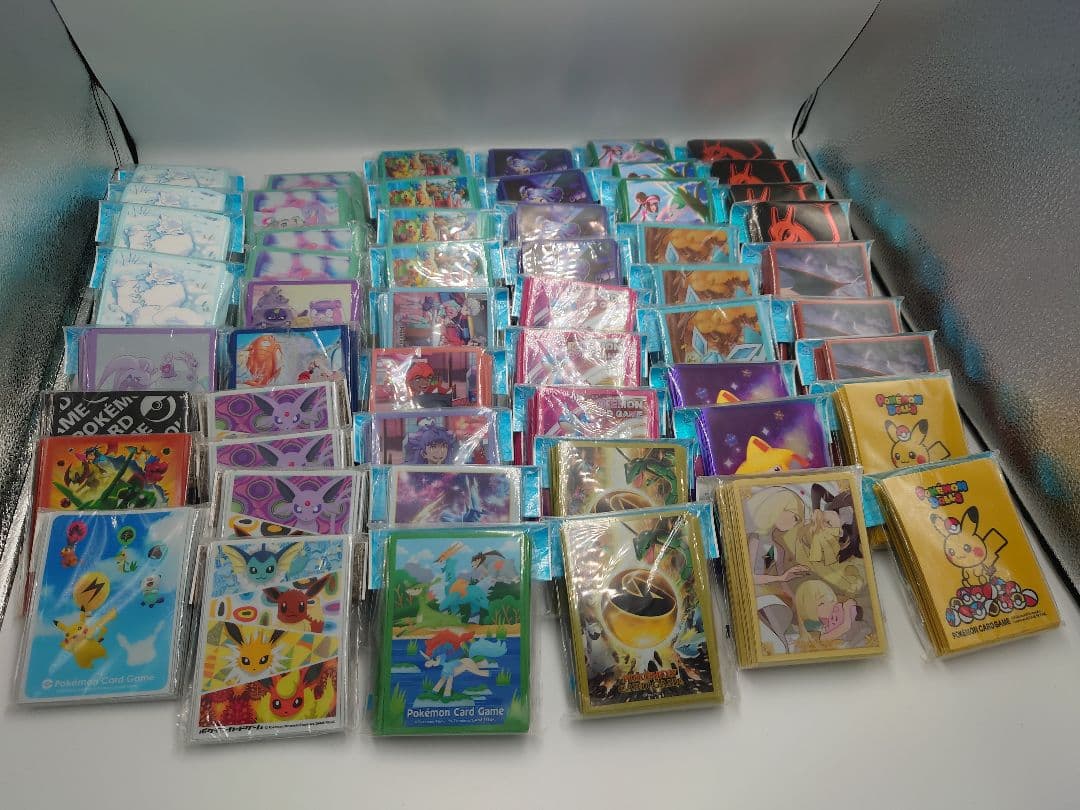 全て未開封　デッキシールド　64枚、32枚入り　54個セット　スリーブ