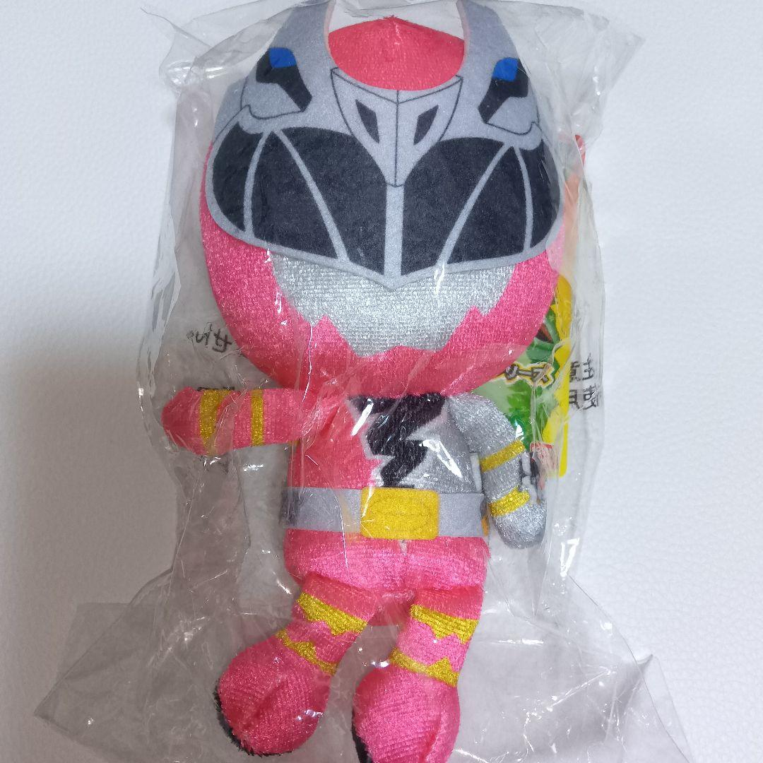 尾碕真花【騎士竜戦隊リュウソウジャー】リュウソウピンク アスナぬいぐるみセット