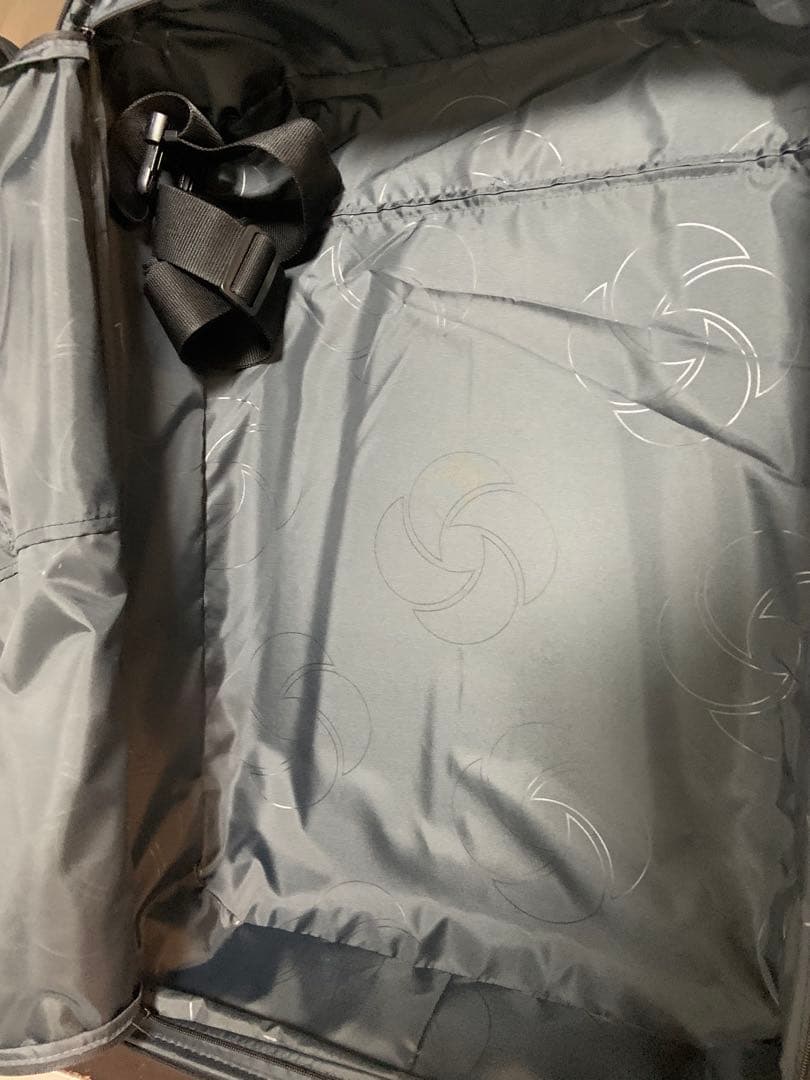 サムソナイト 大型 大容量 スーツケース 拡張機能付き TSAロック 二輪 黒