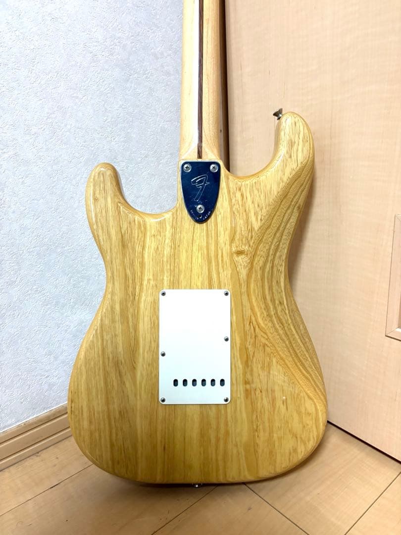 ギター Fender Japan Traditional 70s