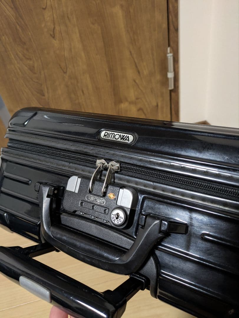 リモワ RIMOWA 機内持ち込み可2輪 ビジネストロリー ブラック