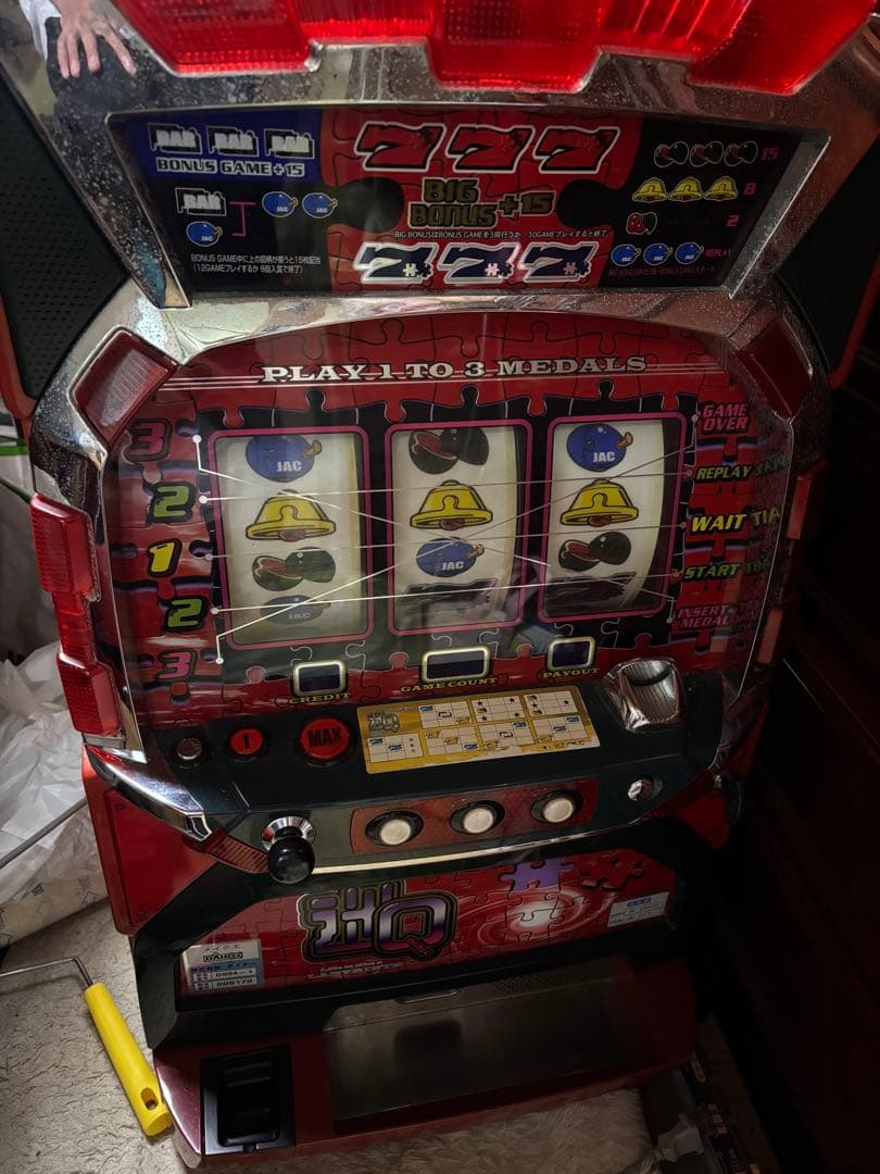 4号機??主役は銭形スロット・迷Qスロットセット