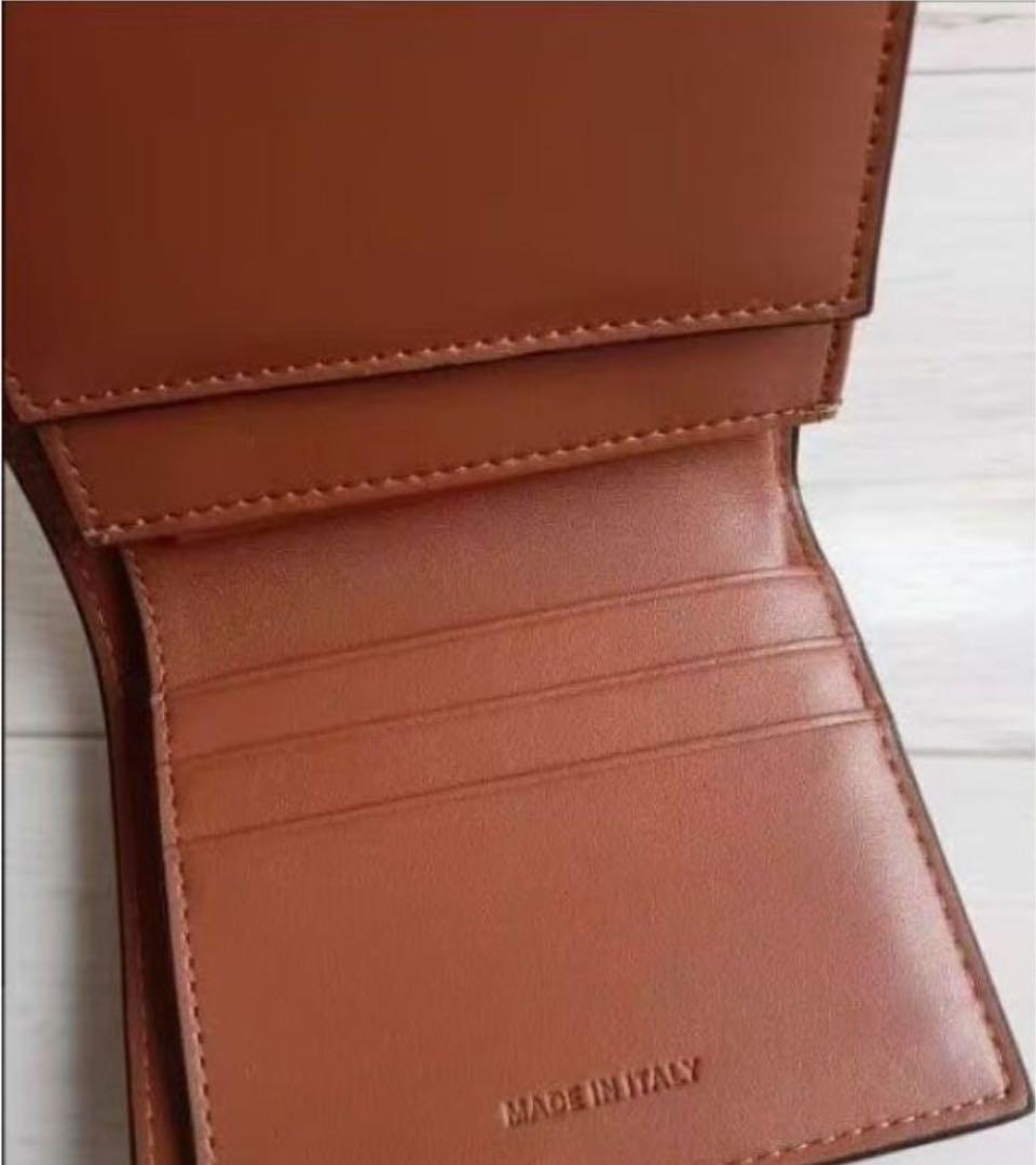 セリーヌ（CELINE）二つ折り財布