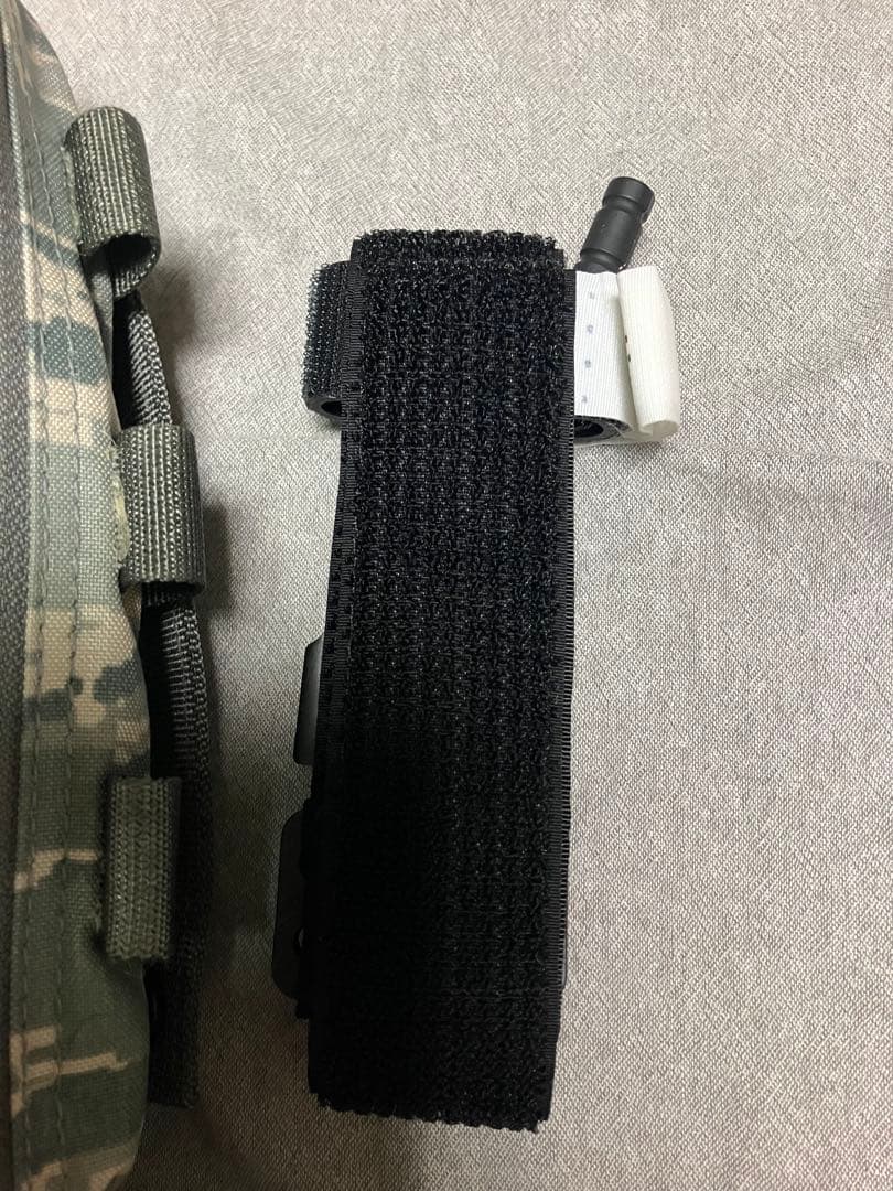 ミリタリースタイル　ARMY ファーストエイドキット　ターニケット