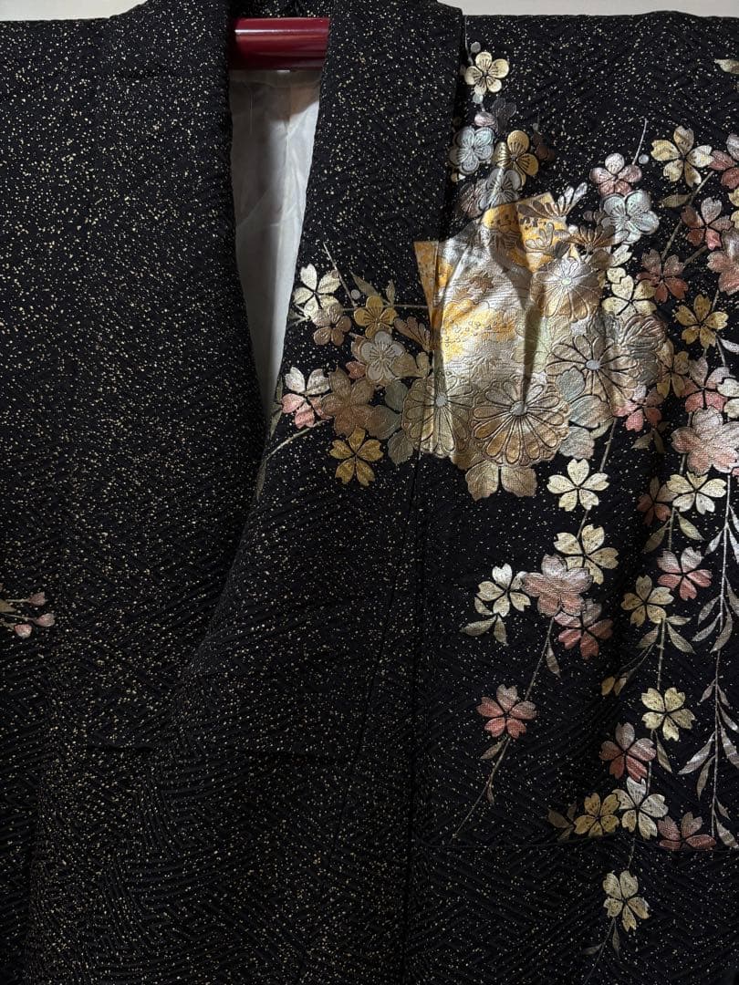 黒絞り　金箔細工　振袖　桜花図　豪華　トールサイズ　裄65.5身丈170㎝
