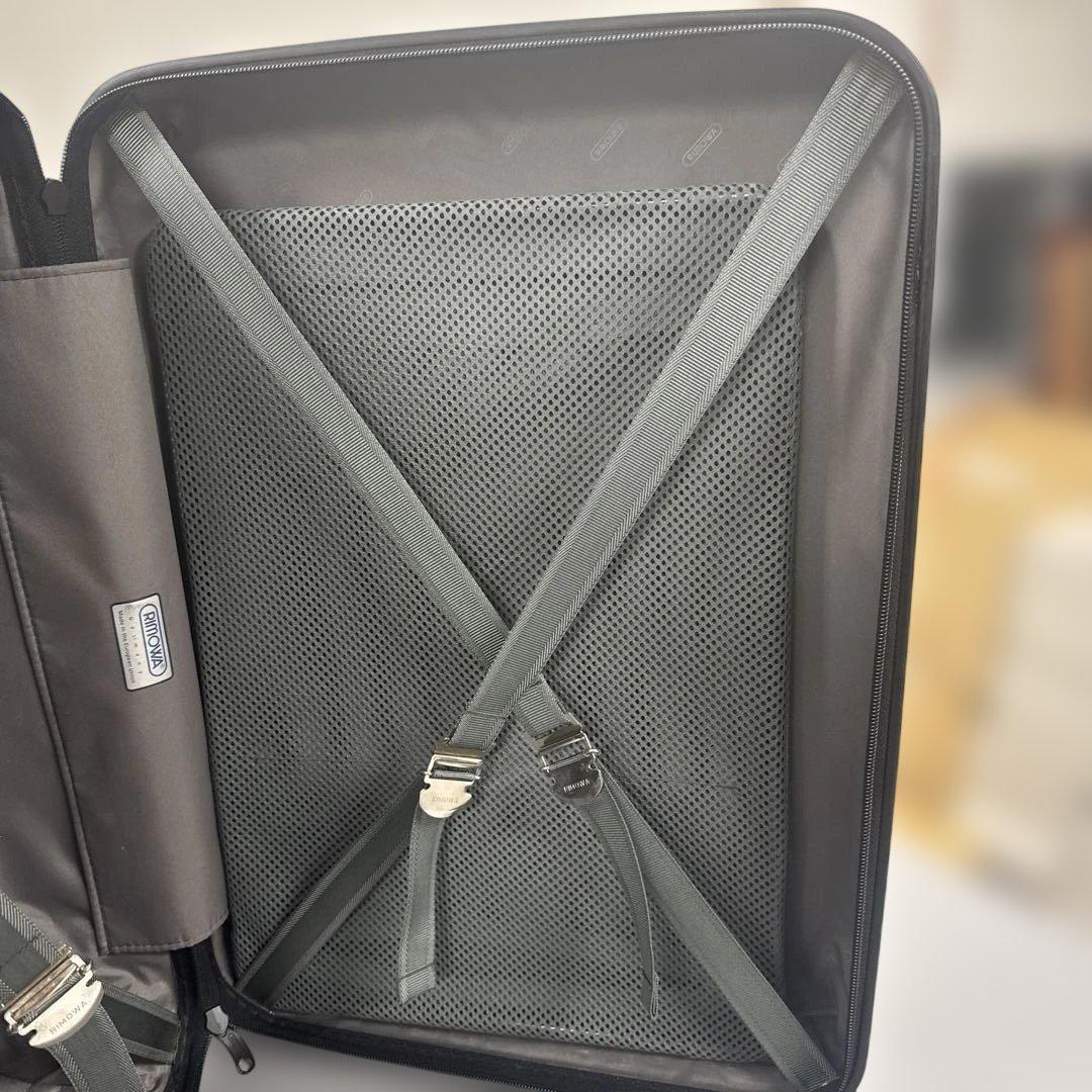 RIMOWA ブラック ストライプ 2輪キャリーケース