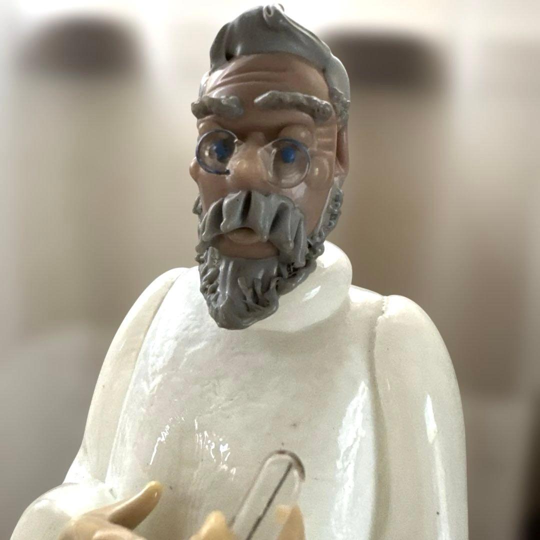 ボヘミアンガラス　ドクター人形　内科医