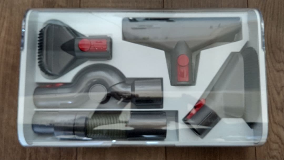 Dyson Cyclone V10 Fluffy 未使用パーツ（スタンドを除く）