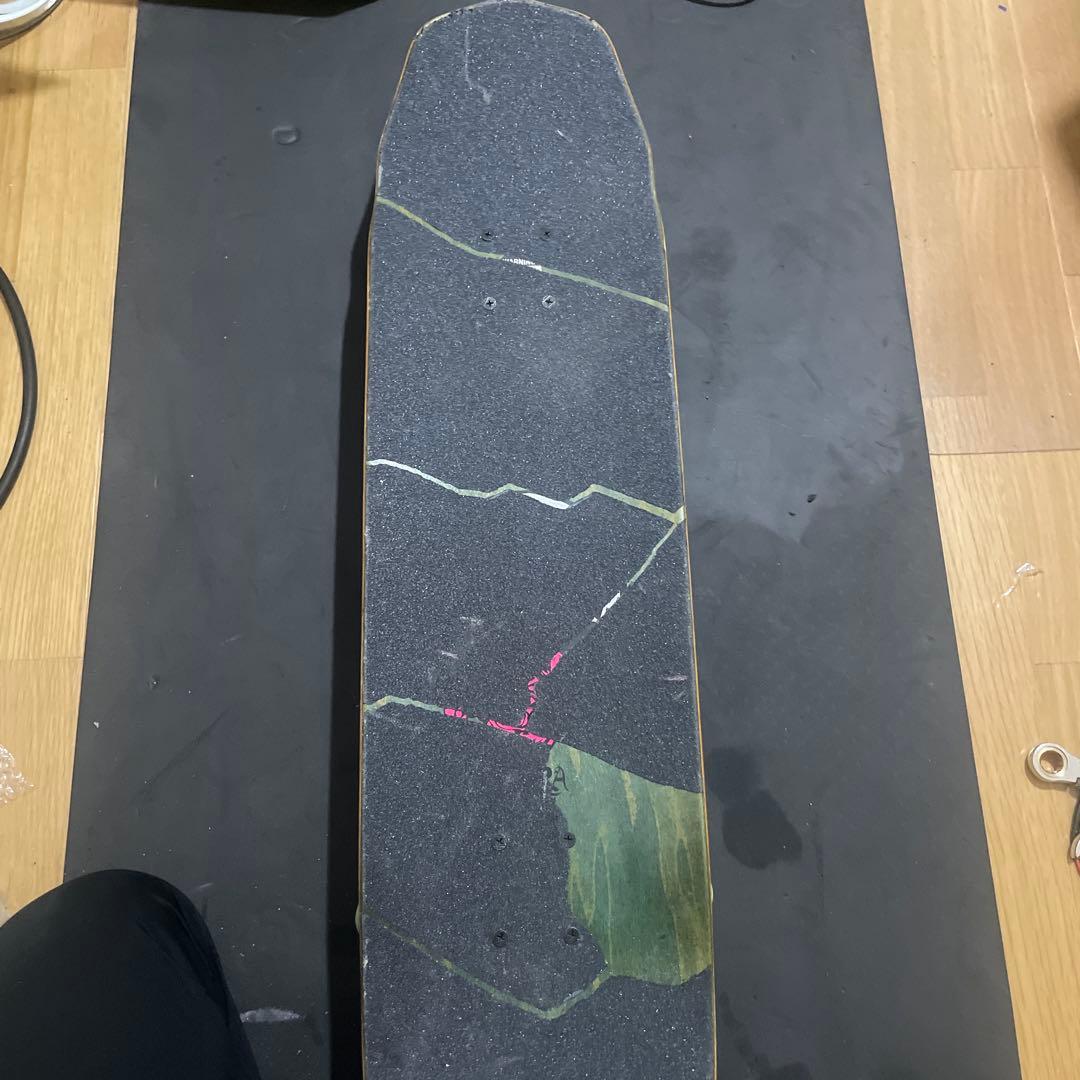 クルーザー　スケートボード　8.25 シャークウィール