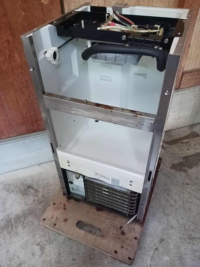 ダイワ　業務用製氷機　DRI-25LMV 　ホシザキ