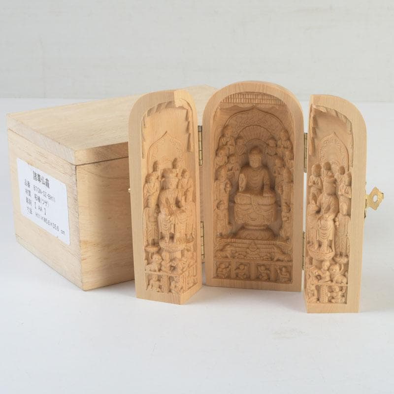 仏教美術　柘植彫刻　諸尊仏龕　三開仏　仏像　木箱付　N　9423