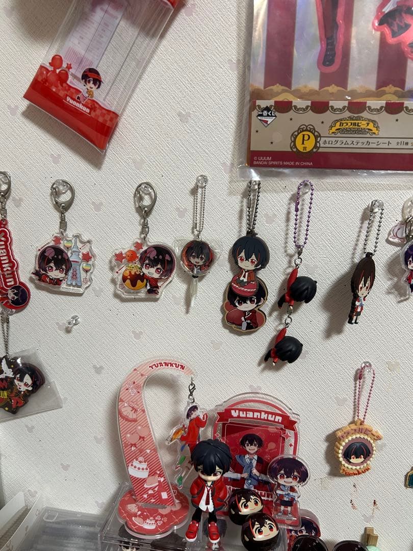 カラフルピーチグッズ