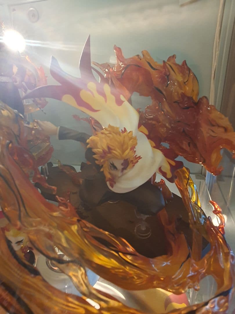 鬼滅の刃　煉獄杏寿郎　炎の呼吸　伍ノ型　炎虎　フィギュア　箱付き