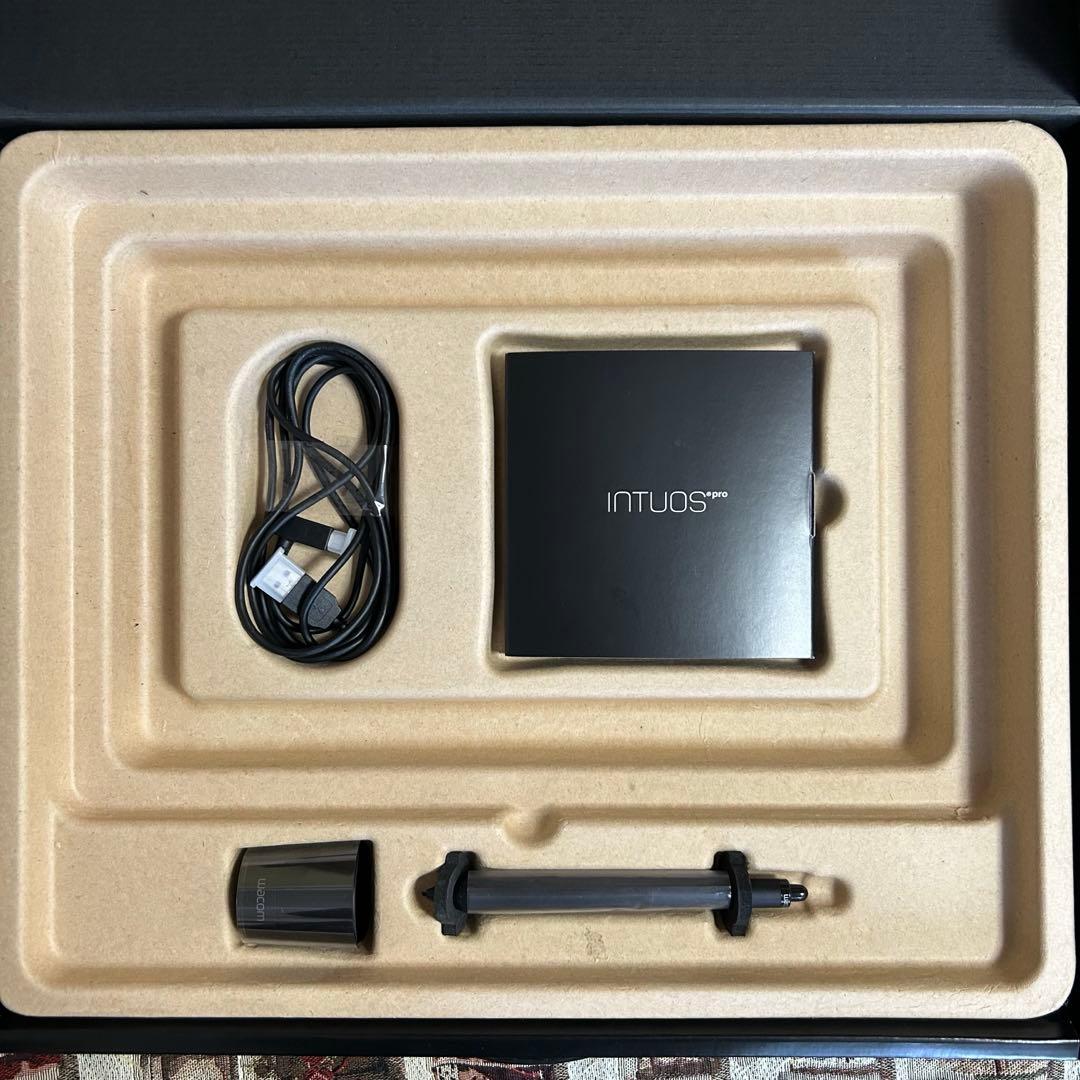 Wacomワコム/ペンタブレット/INTUOS PRO PTH651K1