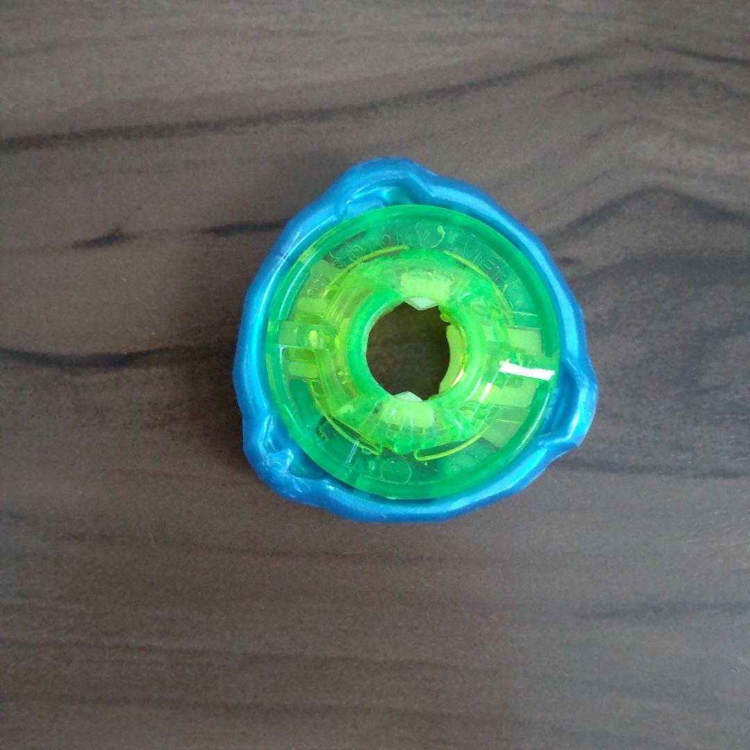 ベイブレードx エアロペガサス 3-70A ダブルメタルコート ブルー×グリーン