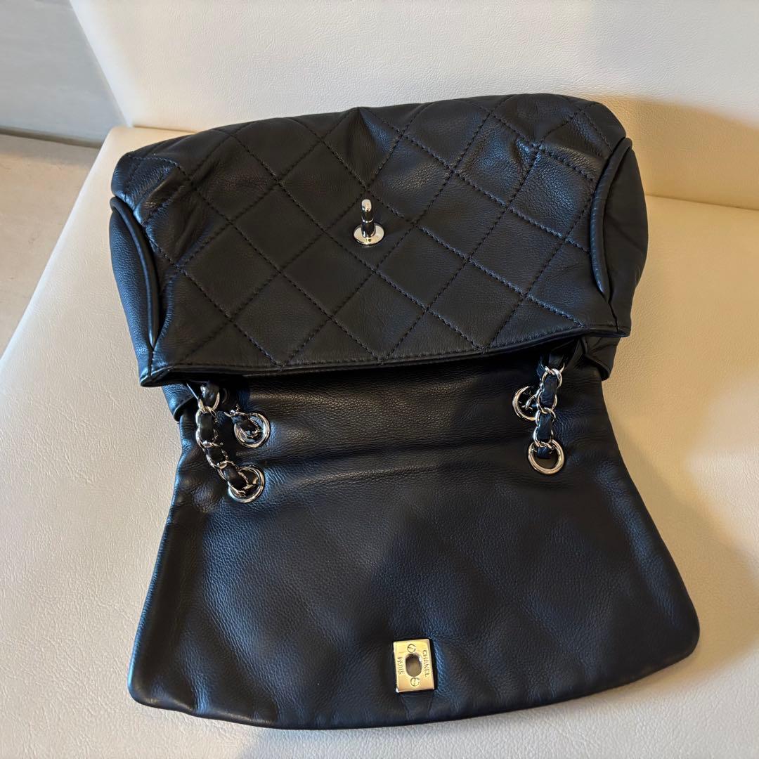 【美品】CHANEL シャネル　ショルダーバッグ カーフ　ブラック
