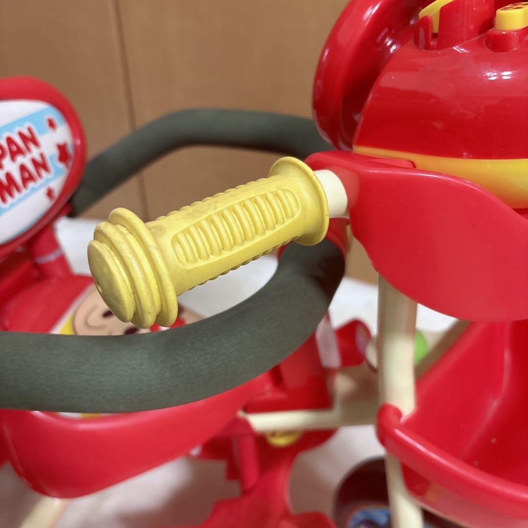アンパンマン 三輪車 それいけ！アンパンマン デラックスII レッド 赤