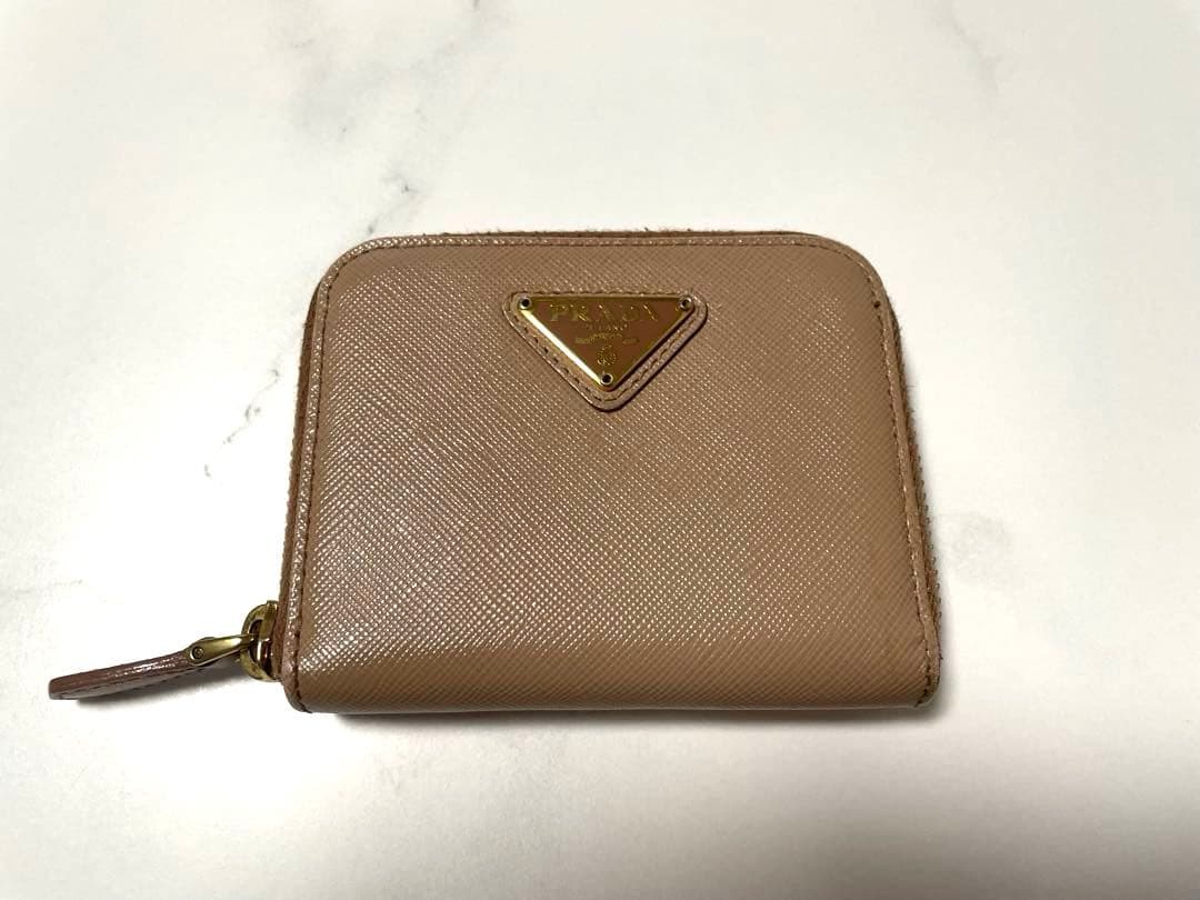 Mammy's room プラダ サフィアーノレザー ケース