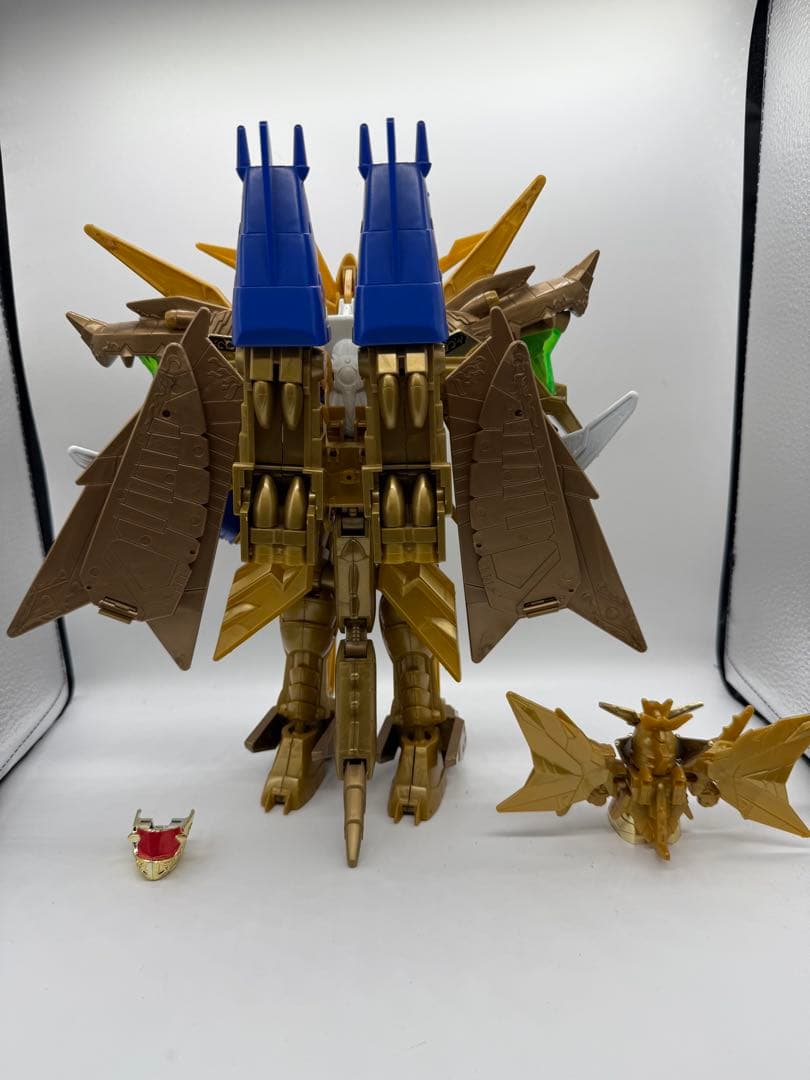 元祖SDガンダム　太陽神ゴッドカイザー