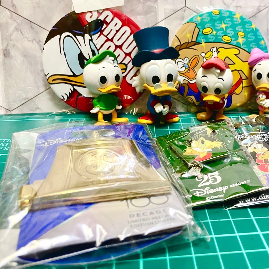 ダックテイルズ　スクルージグッズ　フィギュア/缶バッジ/ピンバッジ/海外限定品有