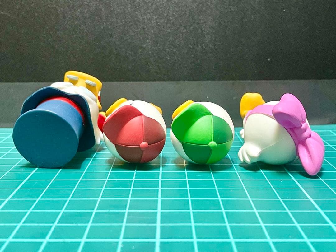 ダックテイルズ　スクルージグッズ　フィギュア/缶バッジ/ピンバッジ/海外限定品有