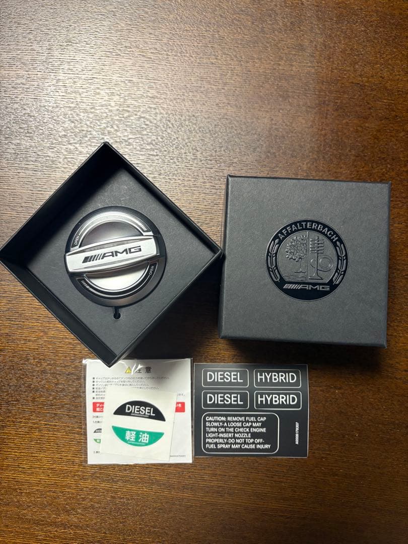 美品【AMG純正】給油口キャップ フューエル キャップ AMG