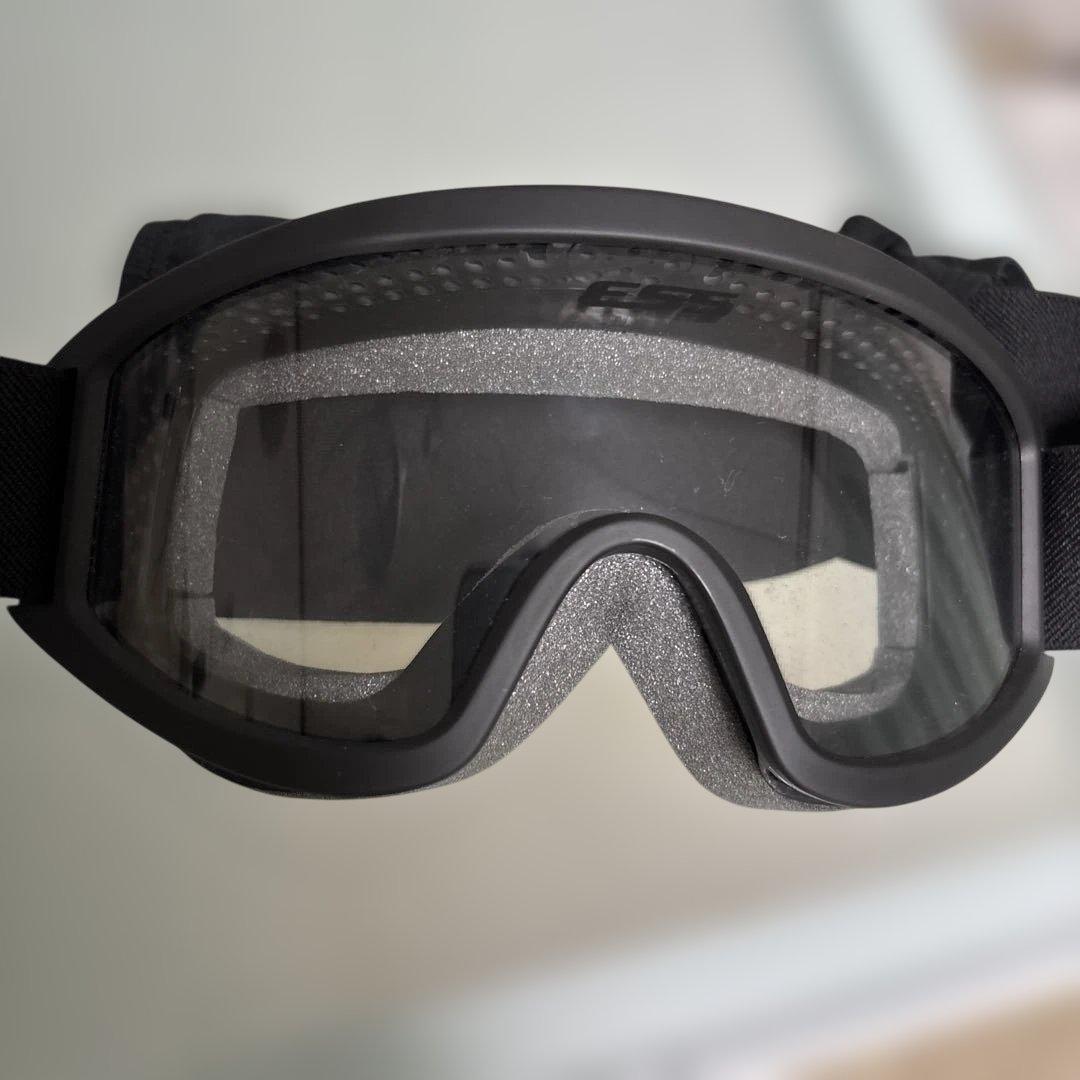 値下げ中⭐︎ESSゴーグル⭐︎　未使用　ケース付き