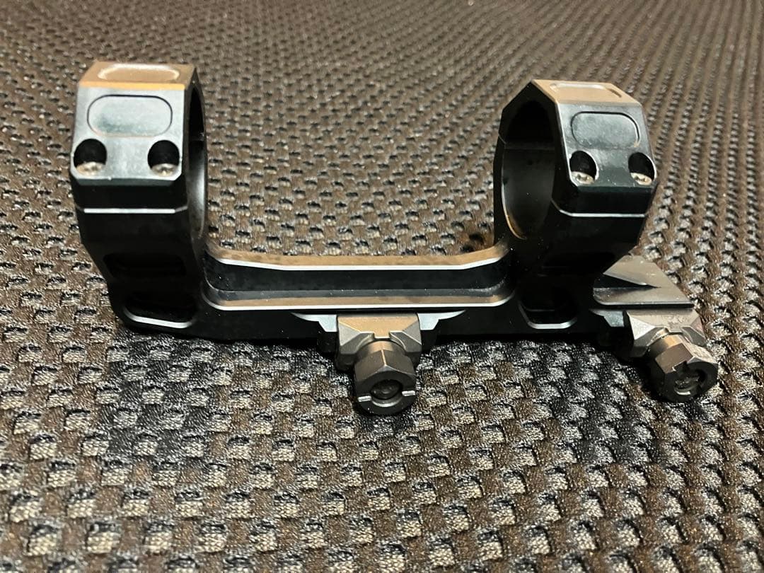 ガイズリー　スコープマウント実物　vortex razor1-6