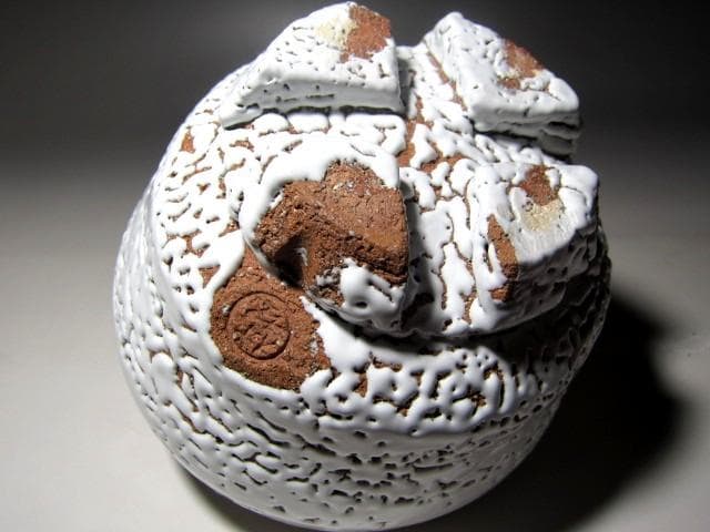 人間国宝 十一代三輪休雪 鬼萩茶碗「白雲」裏千家鵬雲斎花押の逸品ｋ402