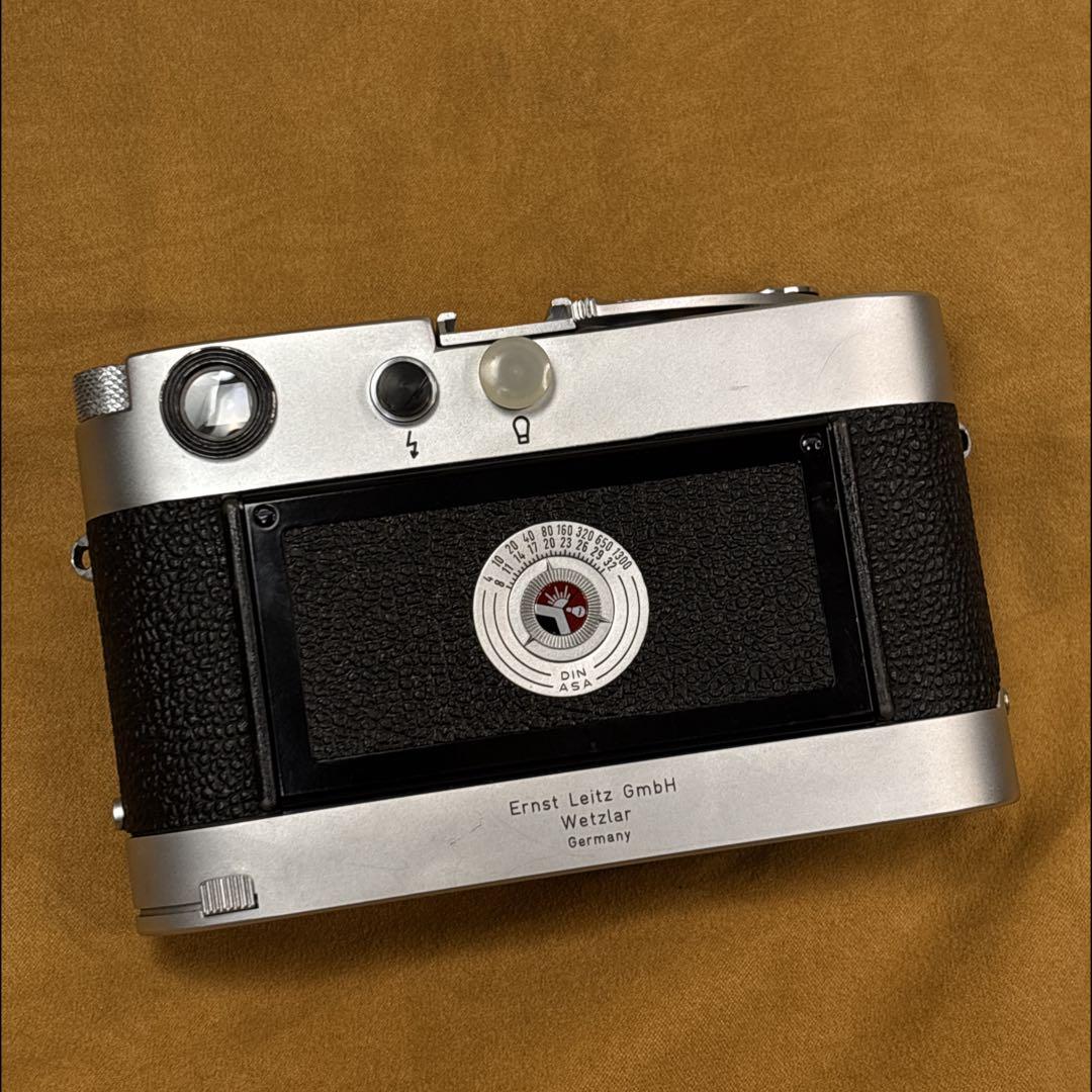 Leica M2 + Leicavit MP レンジファインダーフィルムカメラ