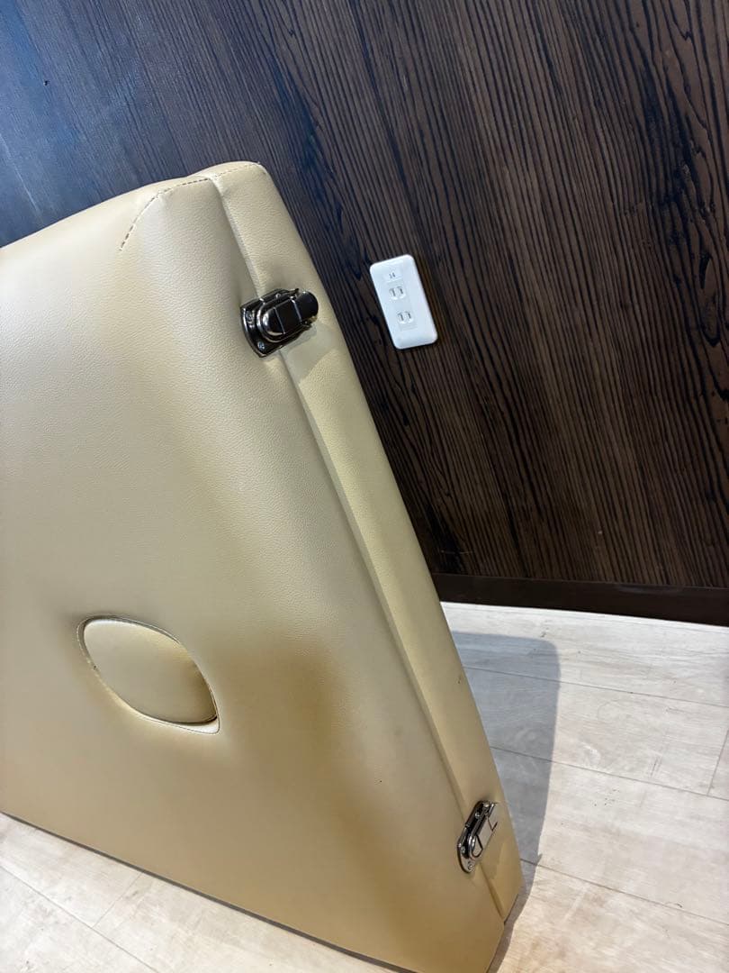 マッサージベッド 折りたたみ 持ち運び 施術 整体 エステ 送料込み