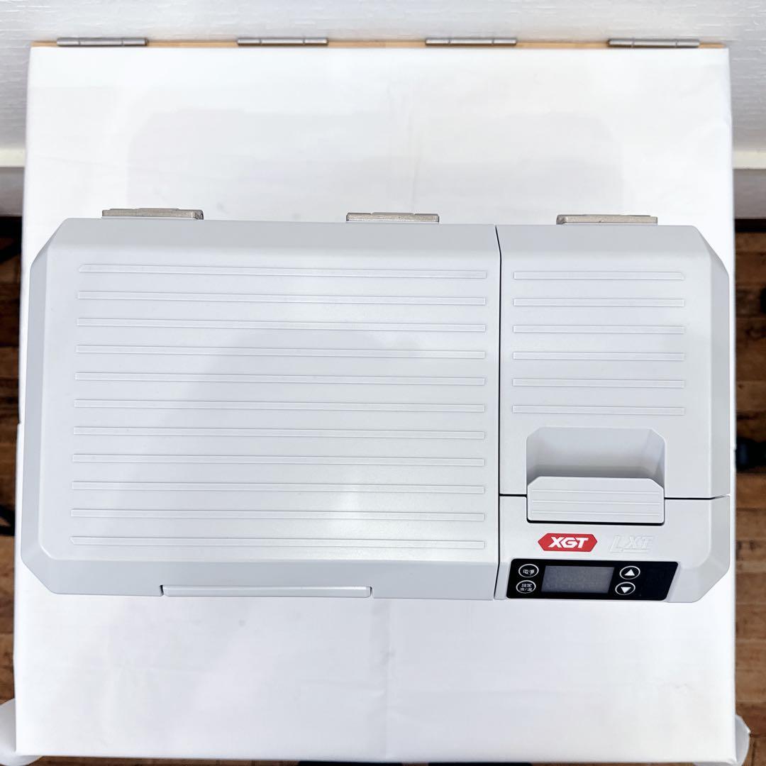 【中古　良品】マキタ保冷温庫CW003G シガーソケット　ACアダプター