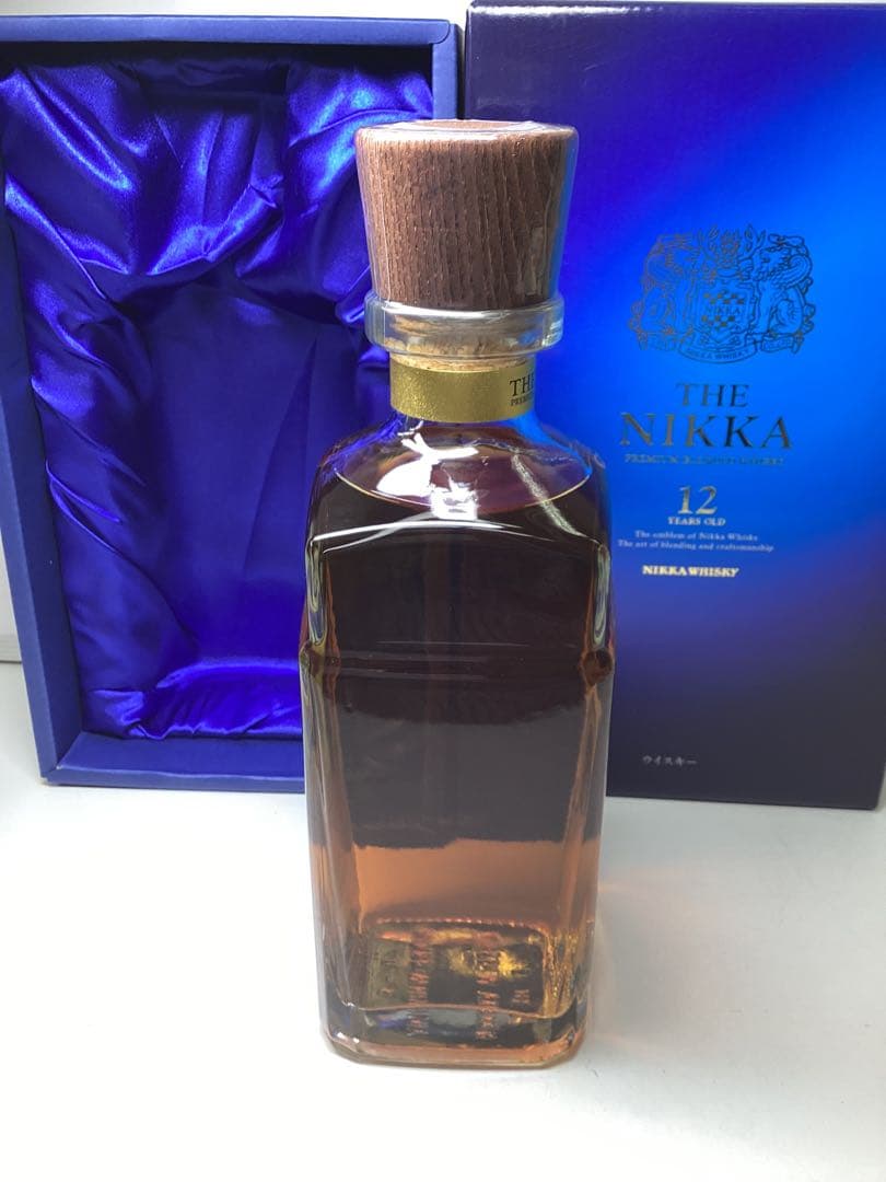ハ*ー様 NIKKA 12年 プレミアムブレンドウイスキー　700ml 43%