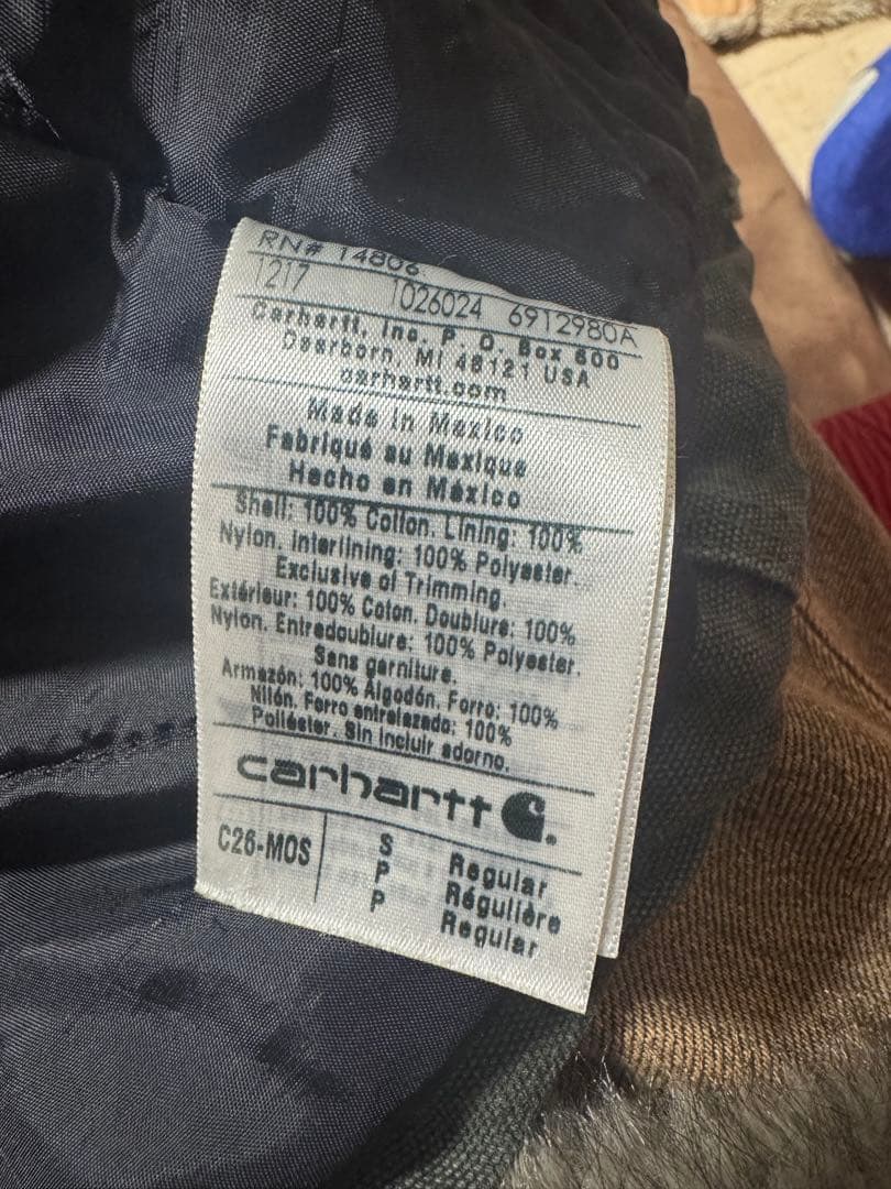 Carharttトラディショナルコート