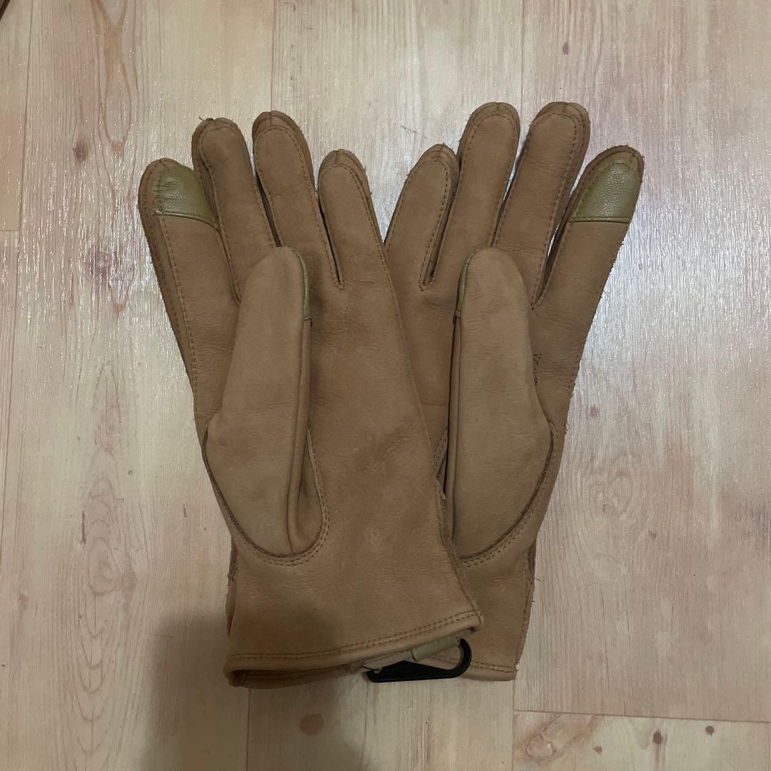 UGG メンズ レザー クラムシェル ロゴ グローブ　タッチスクリーン対応