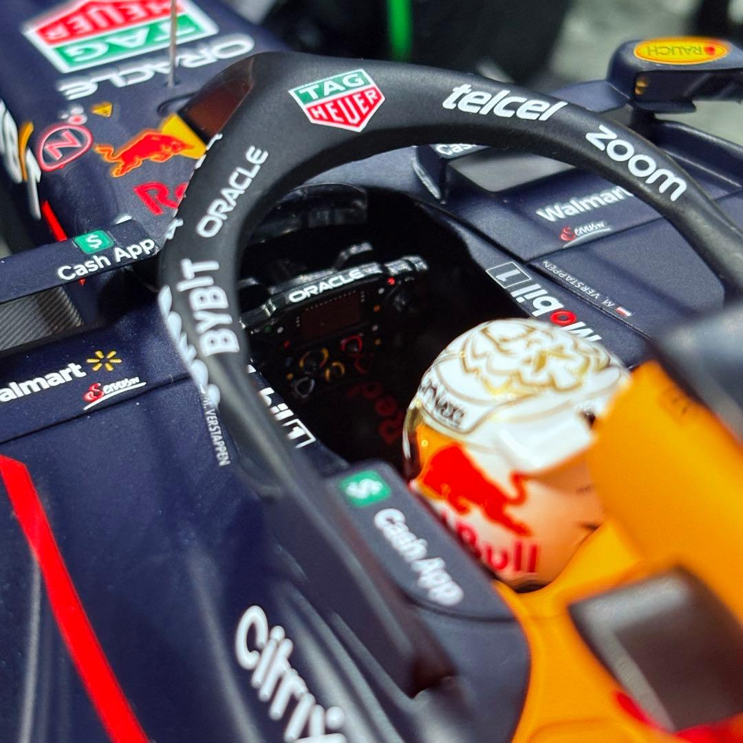 1/18 PMA レッドブル ホンダ RB18 2022 日本GP ボード付属