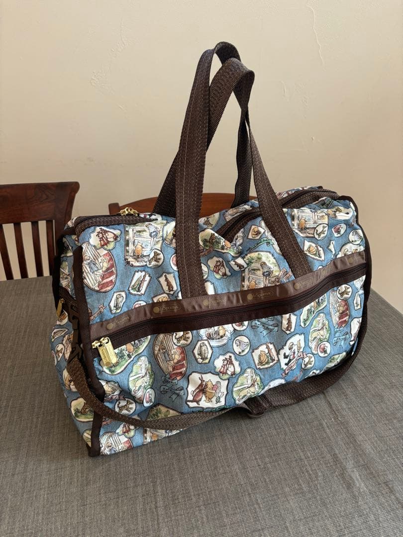 LeSportsac：ディズニークラシックプーコレクション　ウィークエンダー