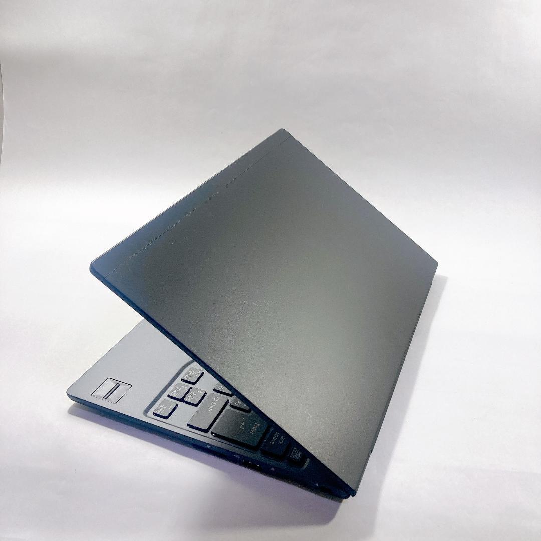 w104✨美品/超軽量/爆速 SSD新品/Office付き✨すぐ使えるノートPC