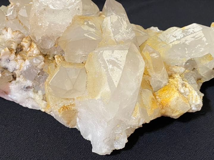 ヒマラヤンクォーツ　1.4kg 天然石 鉱物標本