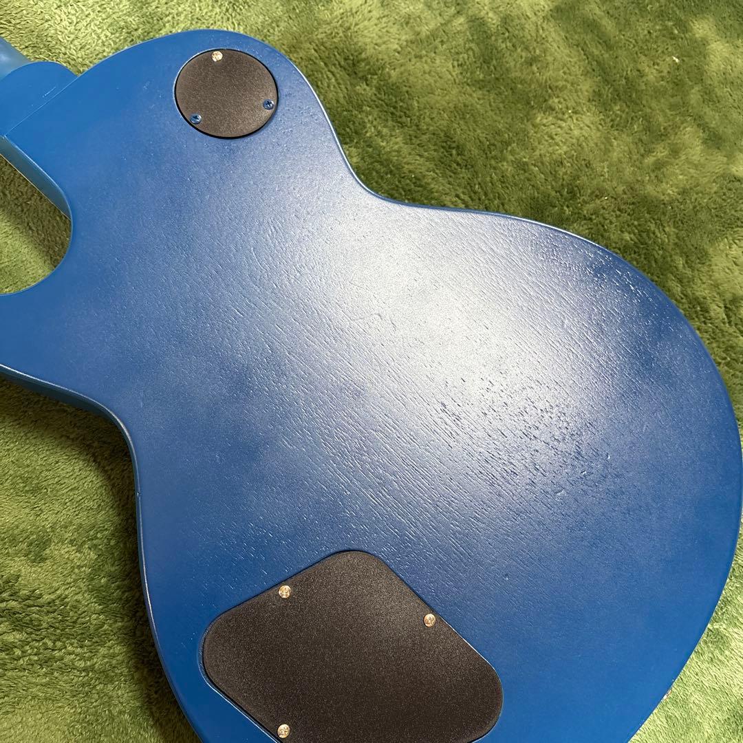 青いレスポールタイプエレキギター